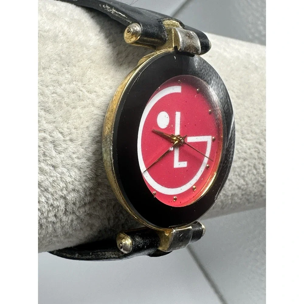 LG‎ Lucky Goldstar Analog Rare Watch New Battery 31MM 7.5